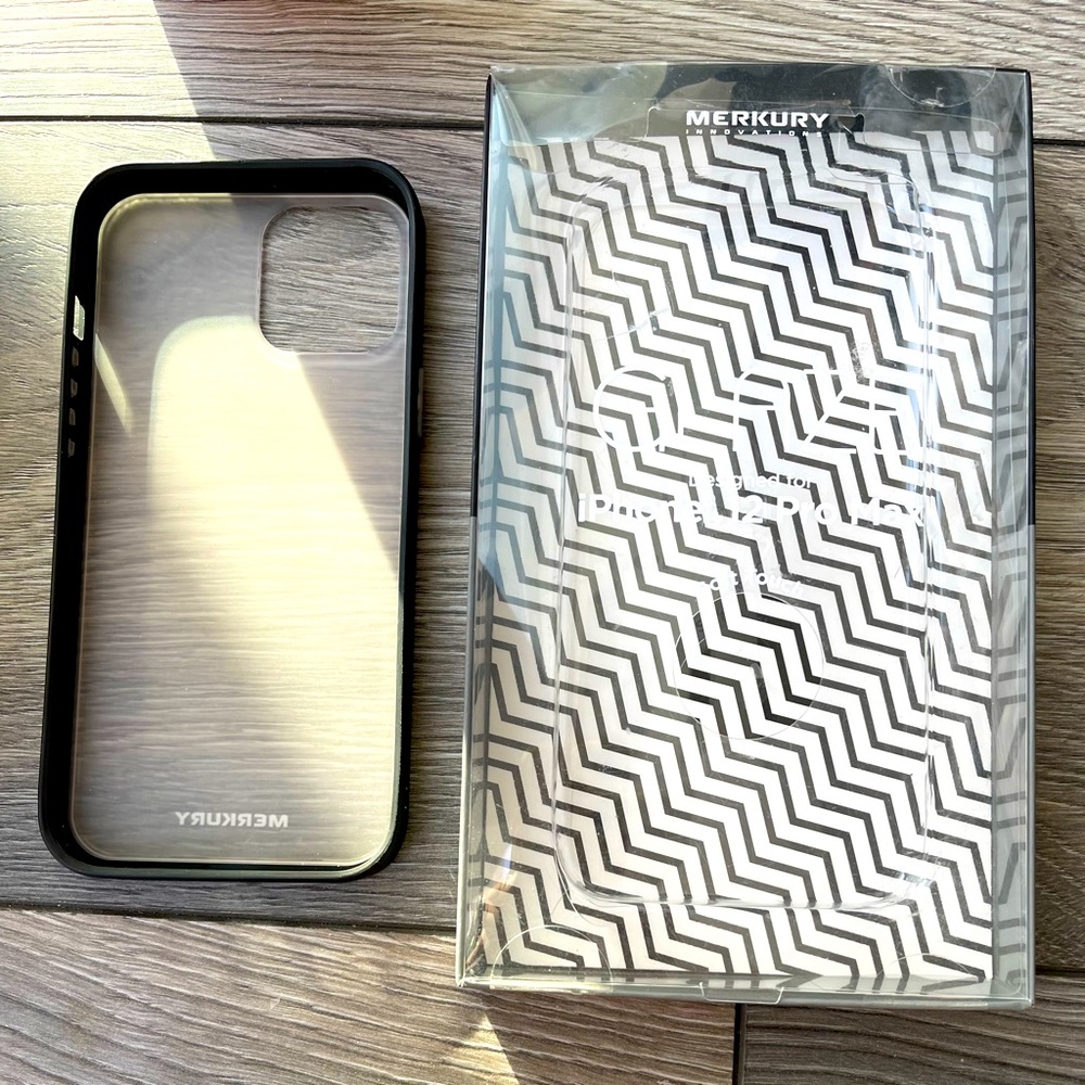 Merkury Innovations GLAZE Soft Touch Hardshell Phone Case - iPhone 12 Pro Max